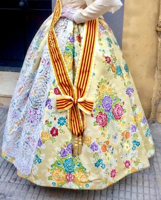 Traje de fallera