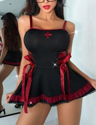 TALLA S.CON ETIQUETA.Disfraz muy sexy con tanguita