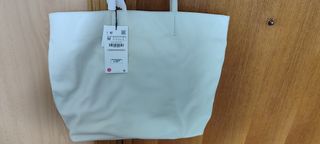Bolso Schoppe piel Zara 