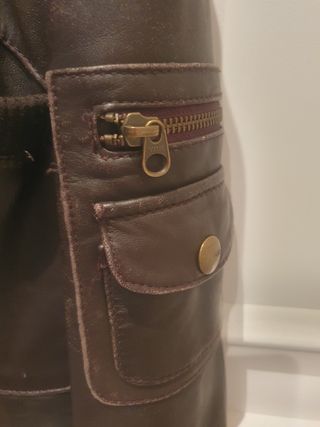 Chupa de cuero de mujer