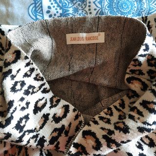 Falda animal print Jean Louis Francoise 36-38. 