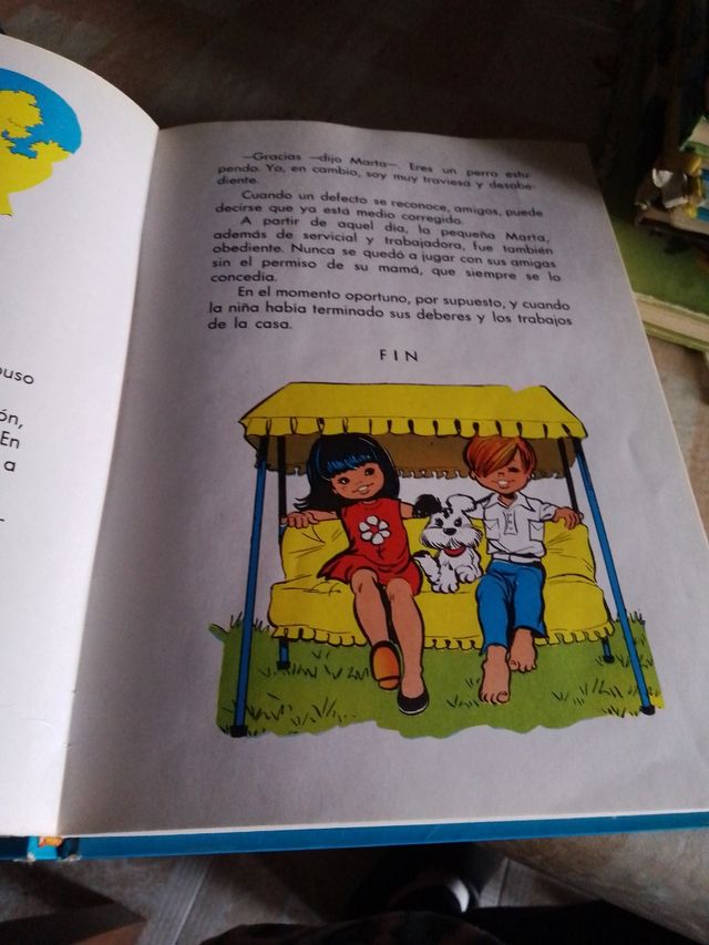 Cuentos azules Infantiles 1977