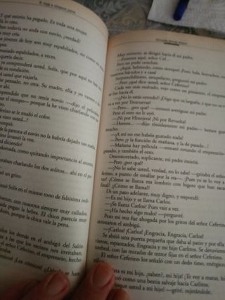 El viaje a ninguna parte (Letras Hispanicas) (Spanish Edition)