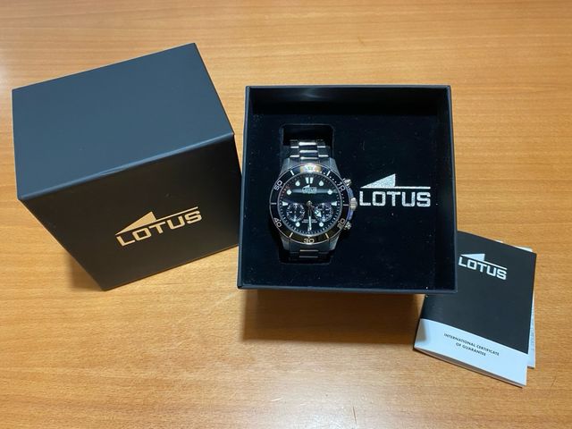 Reloj Lotus híbrido 18800