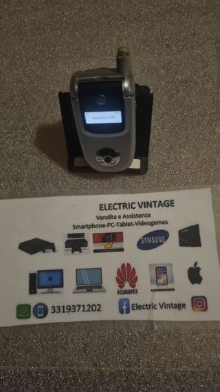 8342N-Cellulare Motorola V220