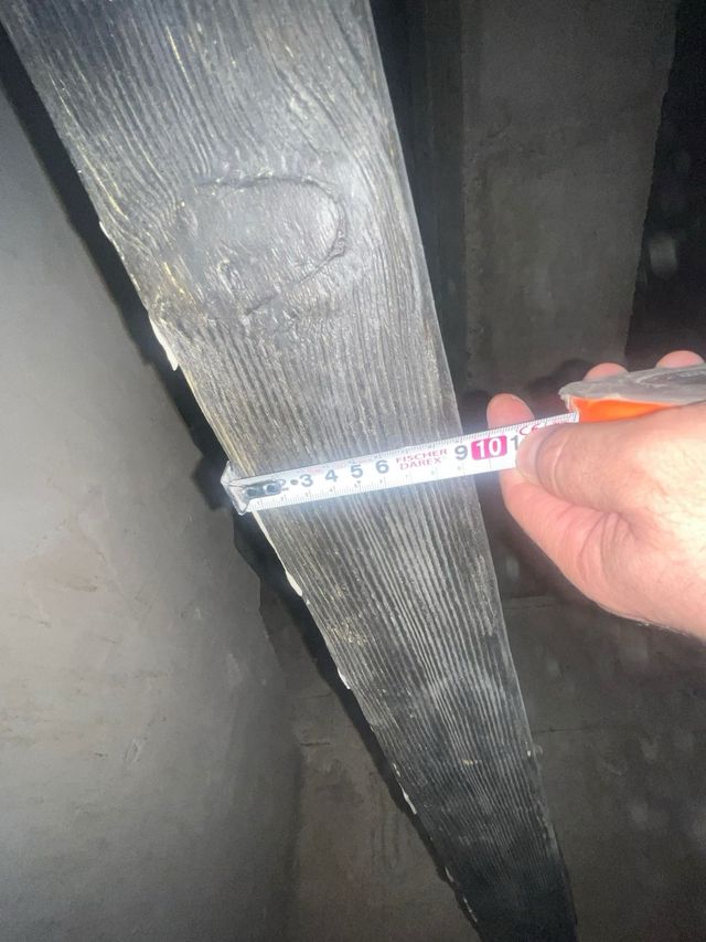 Falsas Vigas de madera 2’5 y 2’7 m de longitud