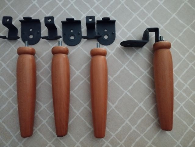 PATAS DE MADERA PARA GUARDAESPALDAS