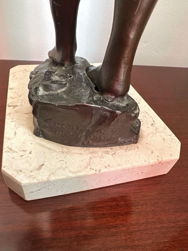 Scultura antica in metallo bronzato Pescatore 1932