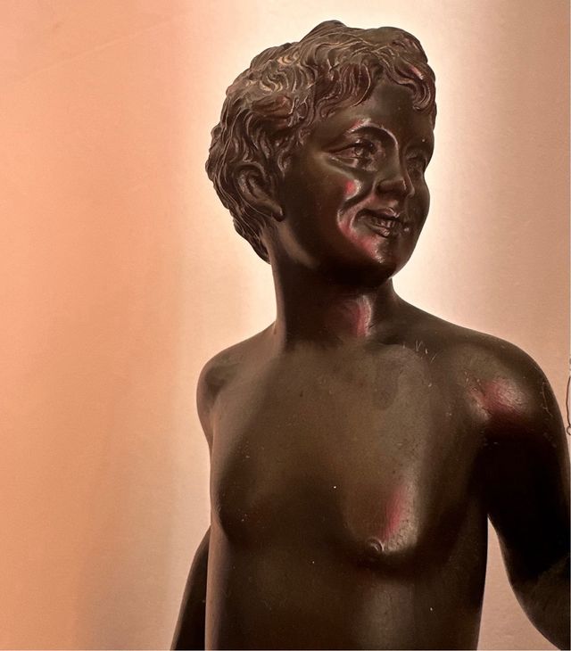 Scultura antica in metallo bronzato Pescatore 1932