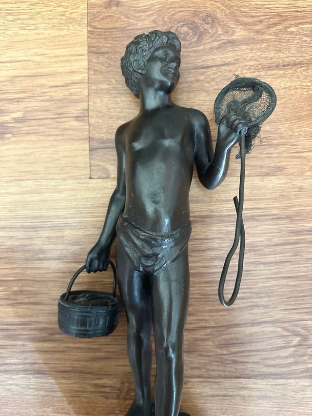 Scultura antica in metallo bronzato Pescatore 1932