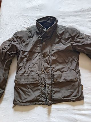 Chaqueta moto Dainesse D-DRY goretex talla 48.