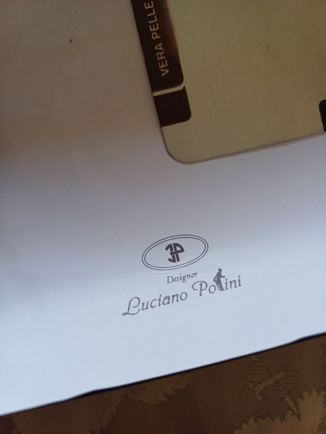 Portafoglio nuovo mai usato  nella p sca