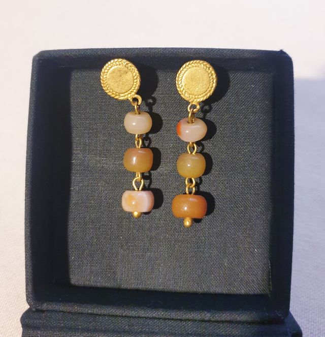 Pendientes de oro tumbaga