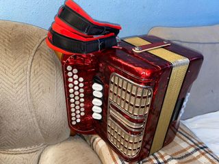 acordeon HOHNER CLUB III M C/FA