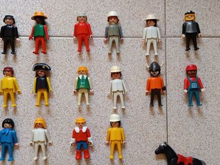 Muñecos Playmobil.