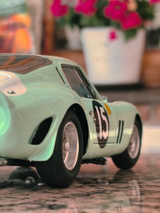 1:18 Ferrari 250 GTO, CMC