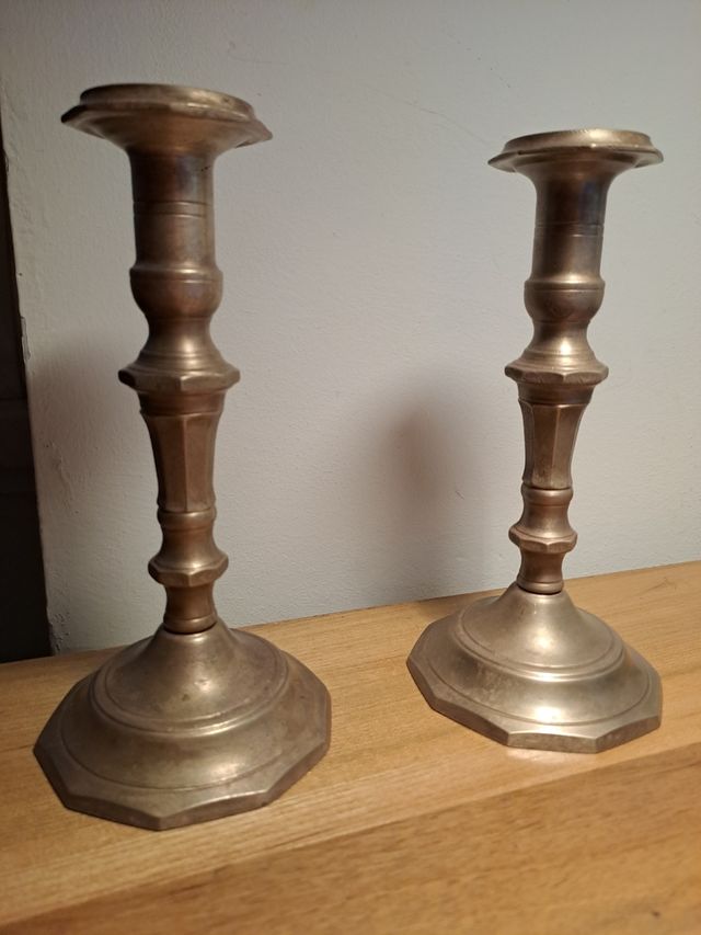 Coppia di porta candele o base lume 19cm