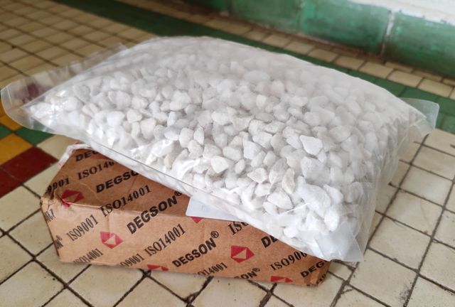 Grava decorativa blanca (5kg)