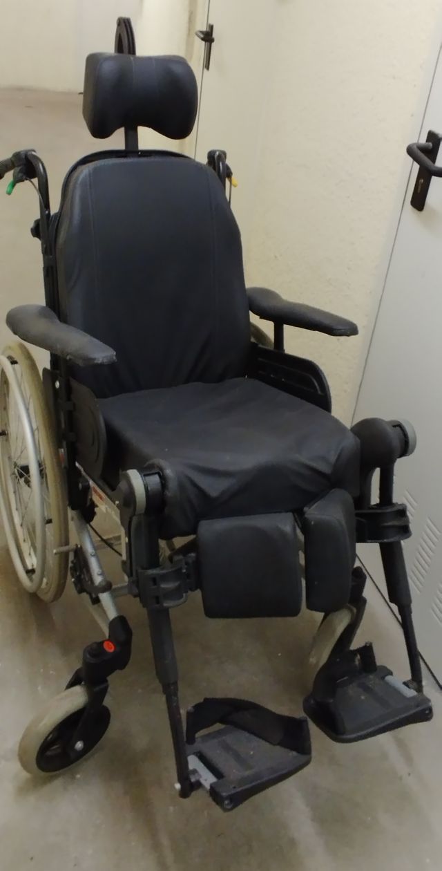 Silla de ruedas Rea Clematis INVACARE