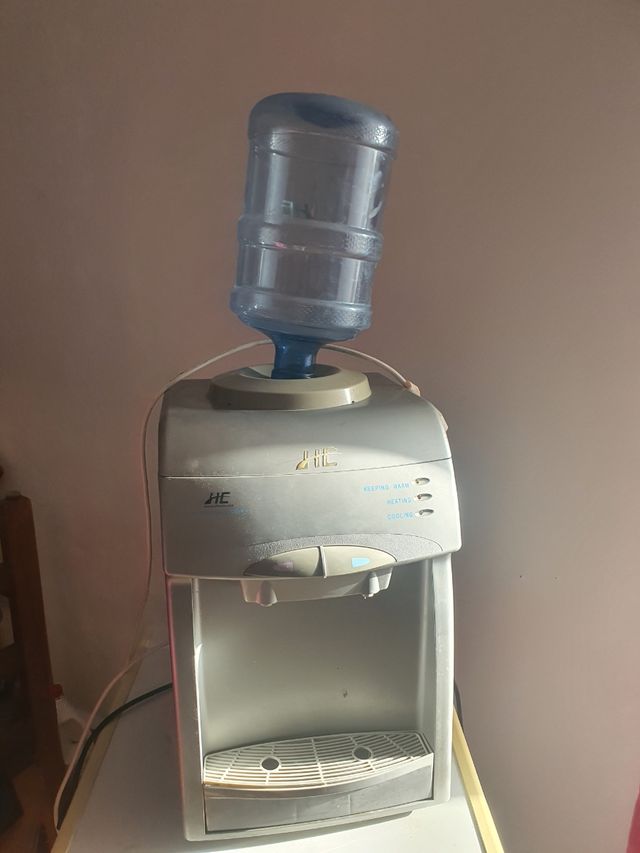 Despensador de agua fría