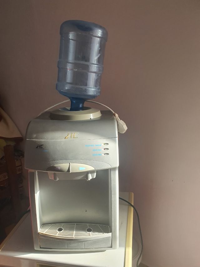 Despensador de agua fría