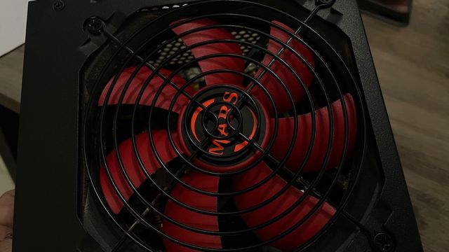 Fuente de Alimentacion 750W