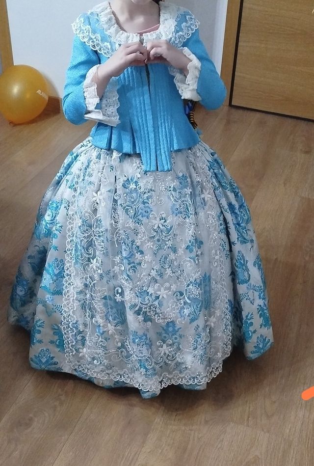 Vestido fallera niña 5-6 años