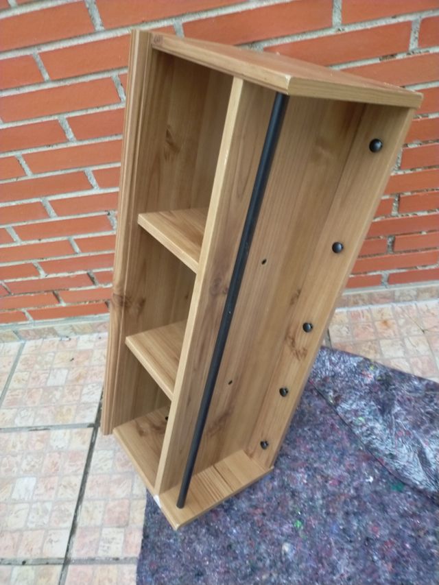 Percha estantería Ikea