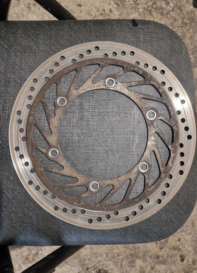 Disco de freno delantero Africa Twin 650