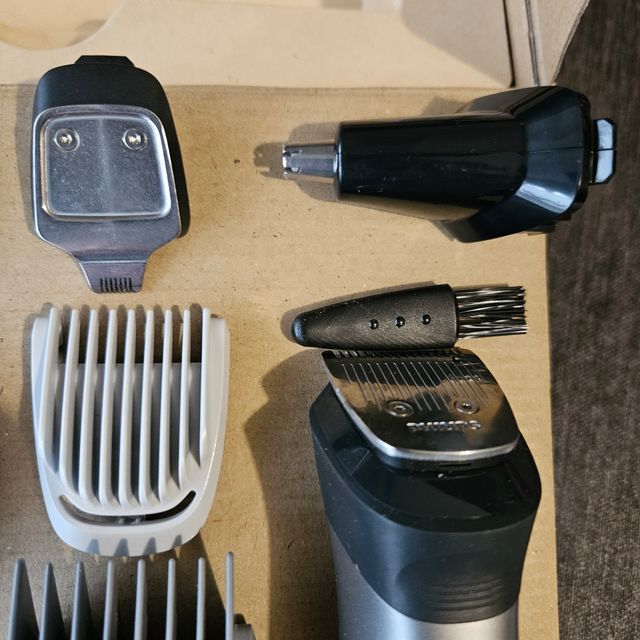 Recortadora Philips 7000 Series 15 in 1