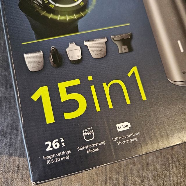 Recortadora Philips 7000 Series 15 in 1