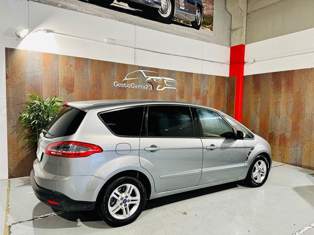 Ford S-MAX 2014