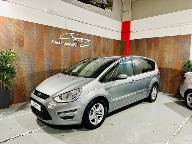 Ford S-MAX 2014