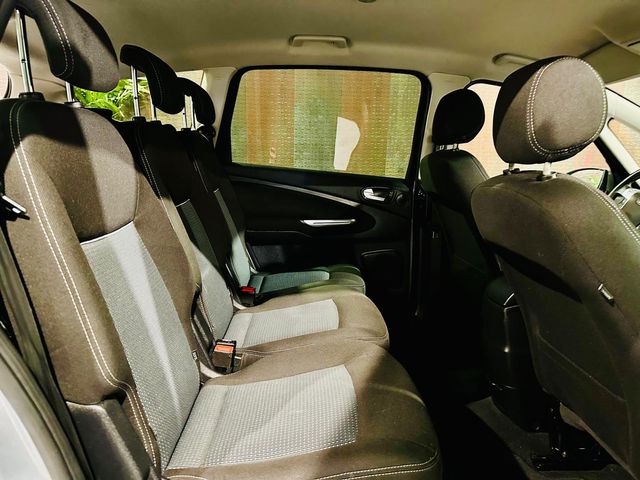 Ford S-MAX 2014