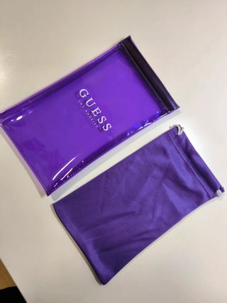 Funda gafas Guess sin estrenar
