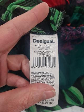 Preciosa blusa Desigual talla S