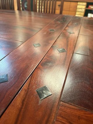 Mesa rústica de salón con 10 sillas a juego