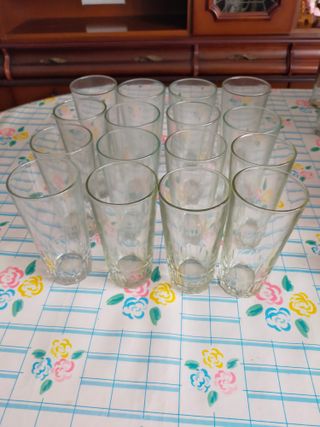16 vasos tubo duralex