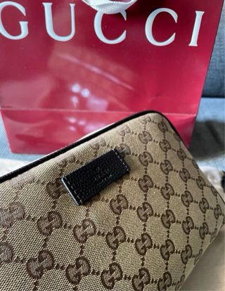 Riñonera Gucci Beige