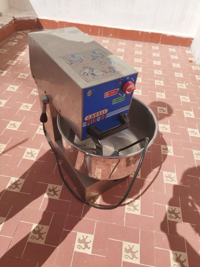 Amasadora Capeli carniceria 25L