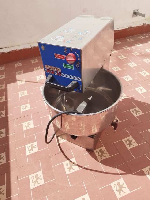 Amasadora Capeli carniceria 25L