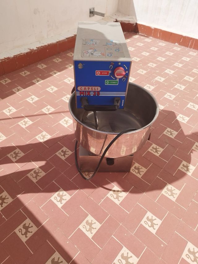 Amasadora Capeli carniceria 25L