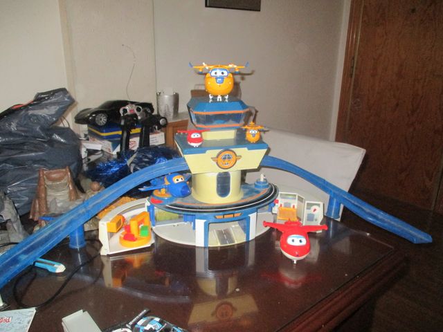 base aerea Super Wings