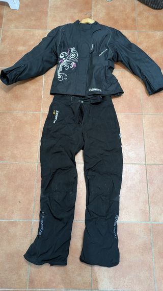Rainers chaqueta y pantalón chica moto