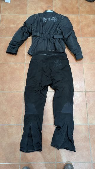 Rainers chaqueta y pantalón chica moto