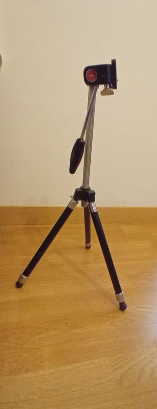 Trípode marca nipole extensible