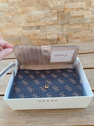 Cartera mujer guess nueva con etiqueta