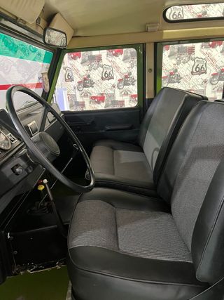 Land Rover Santana 1984