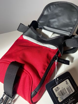 Bandolera Nike años 90 Nueva