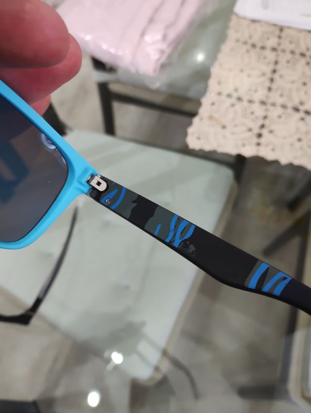 Occhiali da sole nuovi